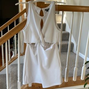 White mini dress 🤍